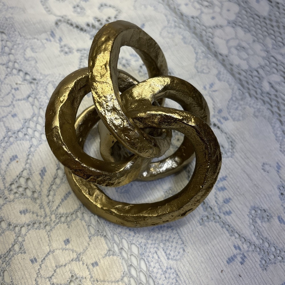 Regina Andrew Large Brass Metal Knot In Gold